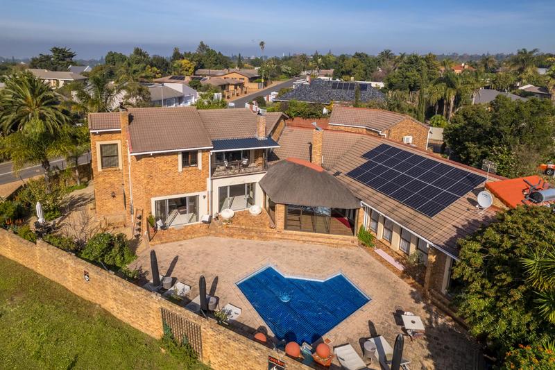7 Bedroom Property for Sale in Eversdal Heights Western Cape